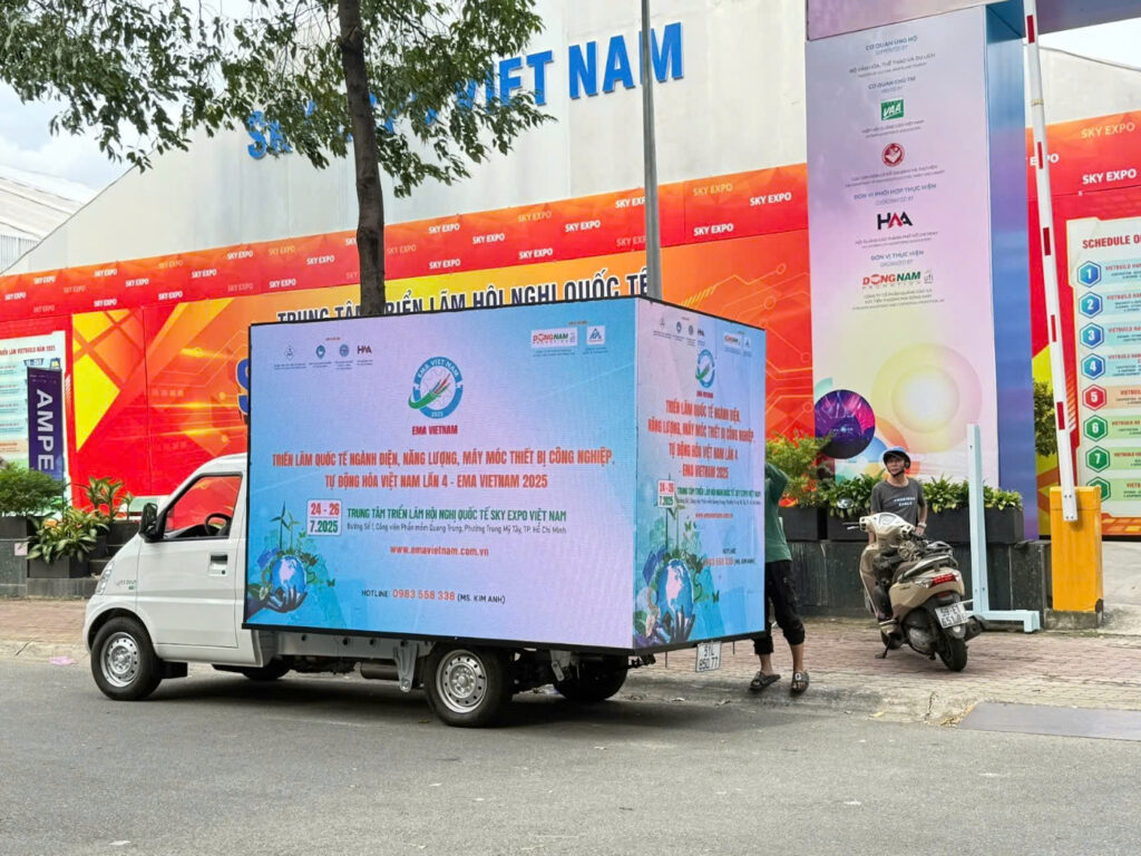 LED Truck