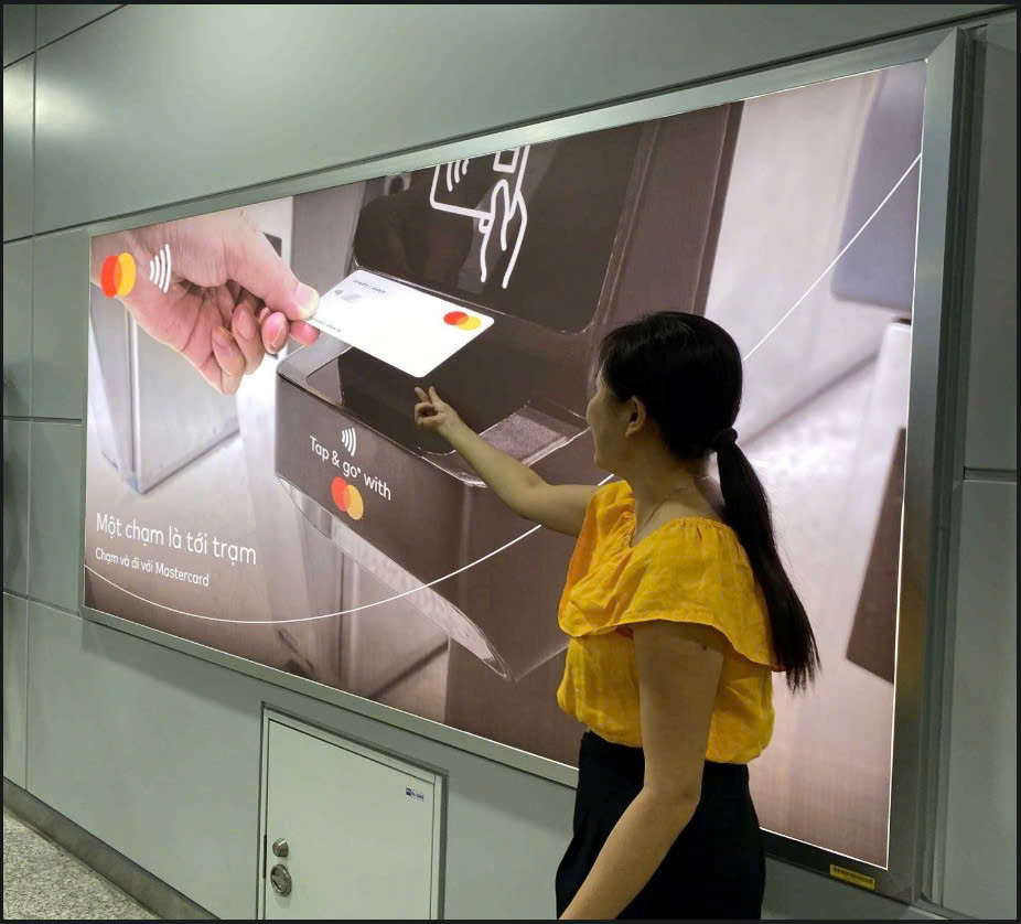 quảng cáo metro