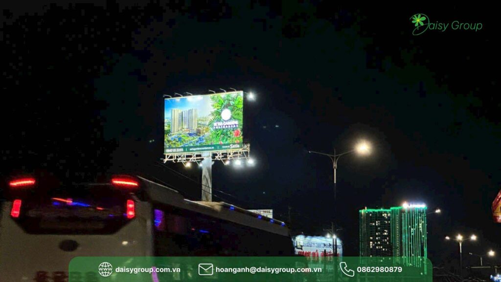 Billboard Là Gì? 5 Ưu Điểm Và Ứng Dụng Trong Quảng Cáo